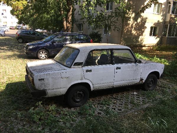 Lada 2105 - Ploiesti