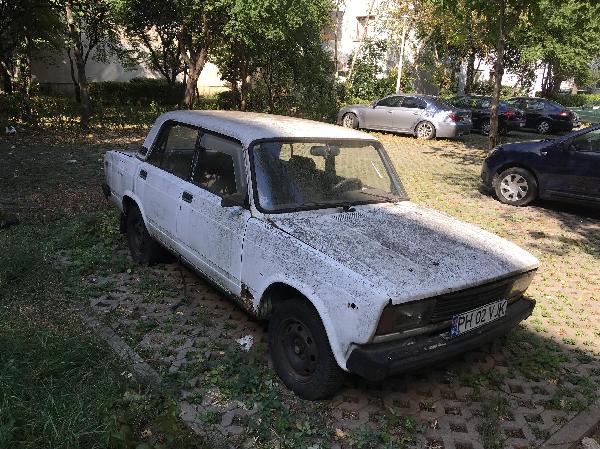 Lada 2105 - Ploiesti